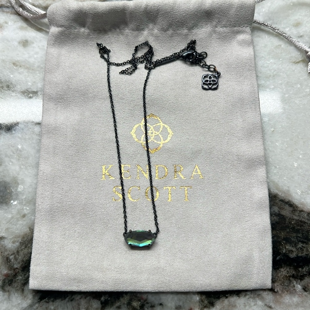 Kendra Scott Necklace